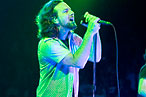 Pearl Jam Defy Curfew at Madison Square Garden