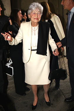 Mila Schon