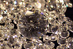 Clothing Retailers Fret About the Wall Street Crash, Jewelers Sit Pretty