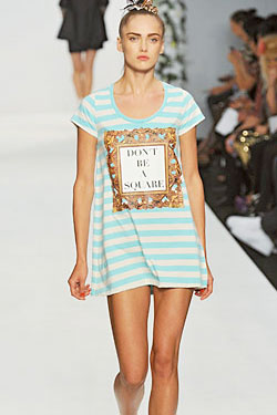 Look at the slideshows! (PPQ Spring 2009)