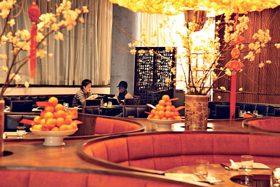Platt Finds Enthusiasm at Shang; Mussels Return to NY Menus
