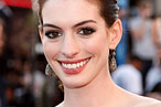 Anne Hathaway Finally Gets Smart!