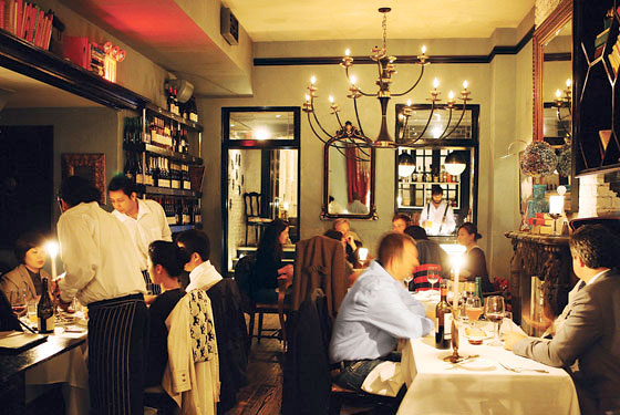 No Stars for Bloomingdale Road; Get Amped for the Oak Room