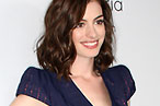 Anne Hathaway, Are You Dating Another Shady Dude?