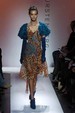 runway look thumbnail