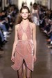 runway look thumbnail