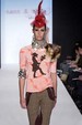runway look thumbnail