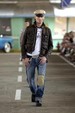 runway look thumbnail