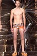 runway look thumbnail