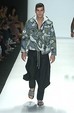 runway look thumbnail