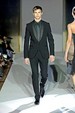 runway look thumbnail