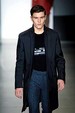runway look thumbnail
