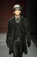 runway look thumbnail