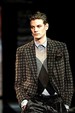 runway look thumbnail