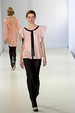 runway look thumbnail