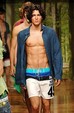 runway look thumbnail