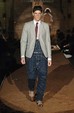 runway look thumbnail