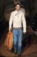 runway look thumbnail