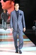 runway look thumbnail