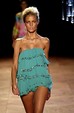 runway look thumbnail