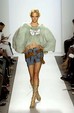 runway look thumbnail
