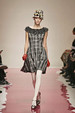 runway look thumbnail