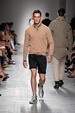 runway look thumbnail