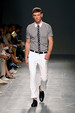 runway look thumbnail