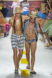 runway look thumbnail