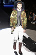runway look thumbnail