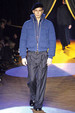 runway look thumbnail