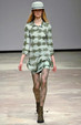 runway look thumbnail