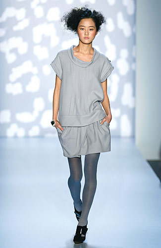 Twinkle Fall 2008 RTW :  loose womens fall 2008 gray