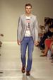 runway look thumbnail
