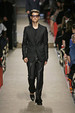 runway look thumbnail
