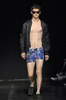 runway look thumbnail