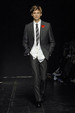 runway look thumbnail