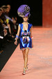 runway look thumbnail