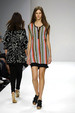 runway look thumbnail