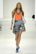 runway look thumbnail