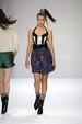 runway look thumbnail