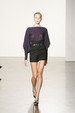 runway look thumbnail