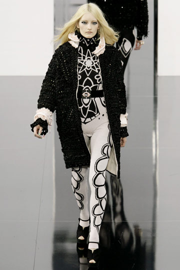 Chanel Fall 2009 RTW :  luxe designer sexy evening