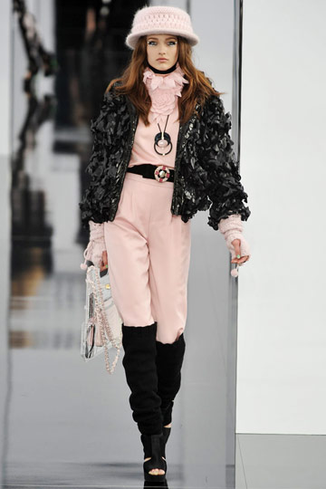 Chanel Fall 2009 RTW :  luxe designer sexy evening