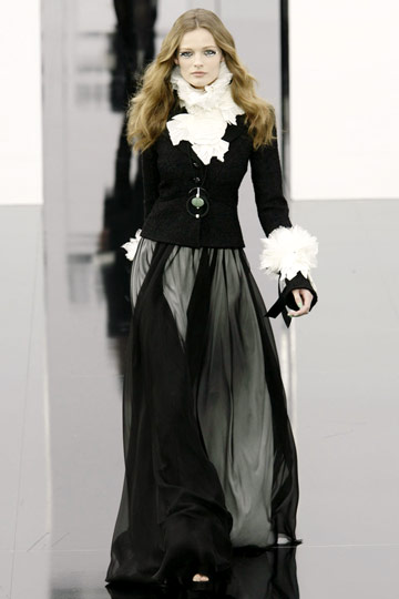 Chanel Fall 2009 RTW :  luxe style womens dresses