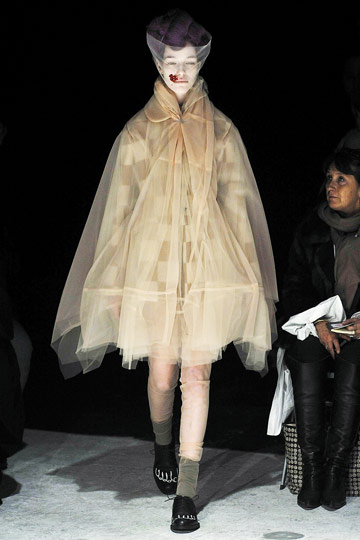 \#6 Comme des Garçons Fall 2009 RTW