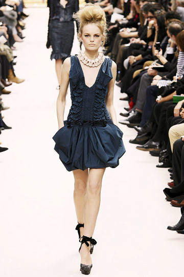 Louis Vuitton Fall 2009 RTW :  black dress cocktail womens dresses