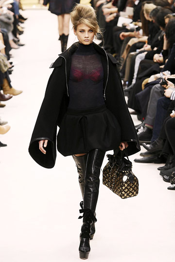 Louis Vuitton Fall 2009 RTW :  luxe jackets louis vuitton cocktail
