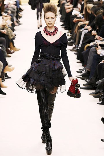 Louis Vuitton Fall 2009 RTW :  luxe cocktail womens skirts
