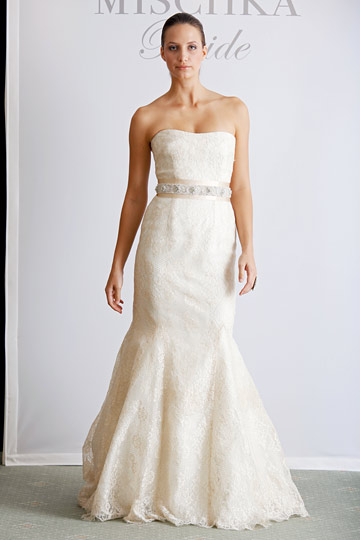 ��������� ������ �� Badgley Mischka ��� ����� 2009